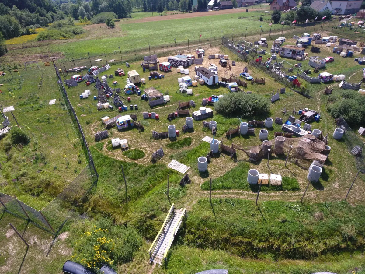 Pole paintballowe Arena Mocy z lotu ptaka